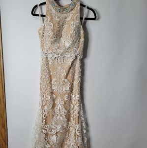 Zoey Grey Lace Sequin Beaded Wedding Occasion Two Piece Size 4